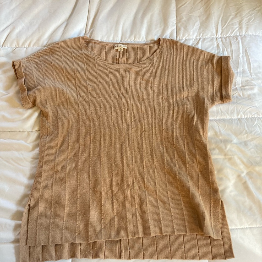 Hem & Thread Tan Ribbed Short Sleeve Top